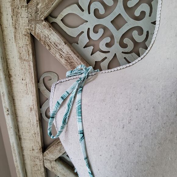 New Junior's Elodie Cowl Neck Sleeveless Tie Straps Mini Slip Dress Green Swirl - Picture 6 of 12